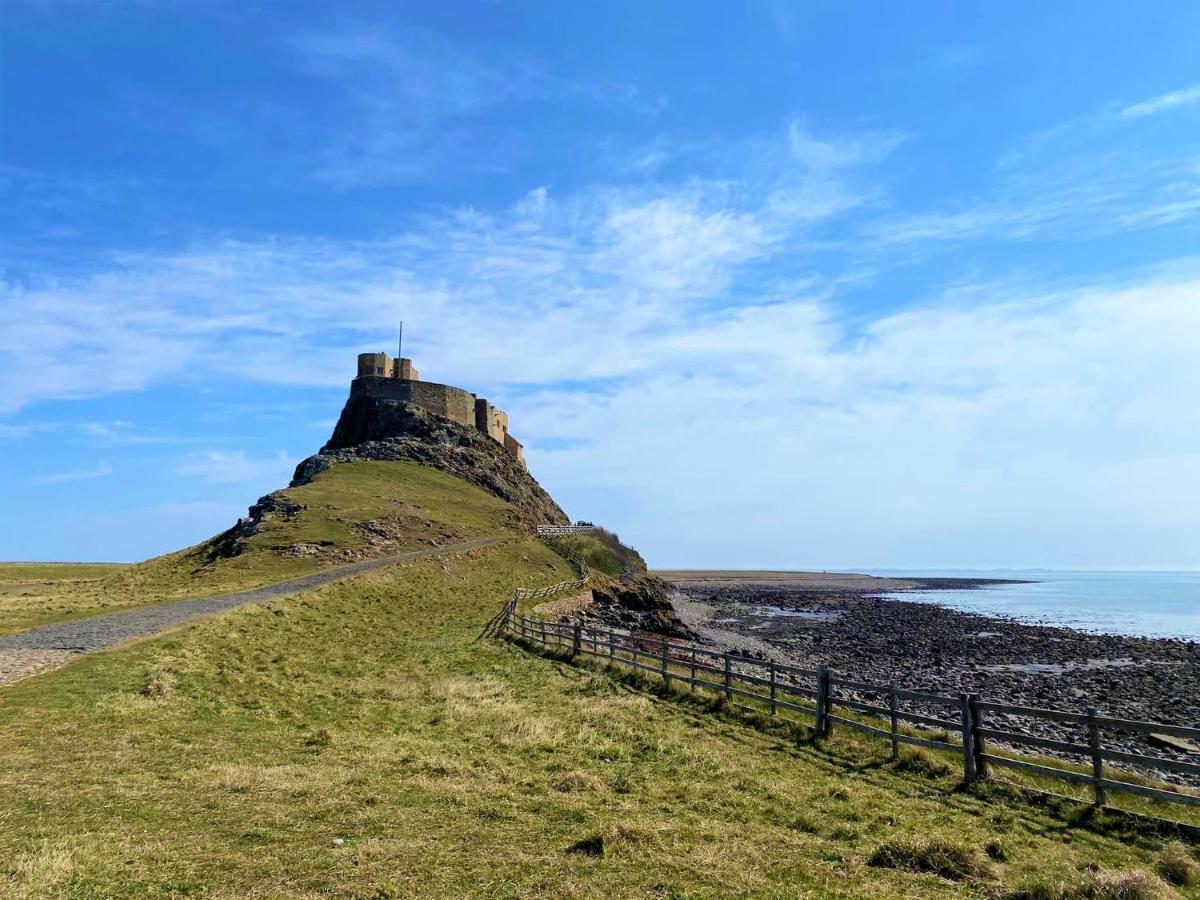 The Ship Inn Holy Island of Lindisfarne Exterior foto